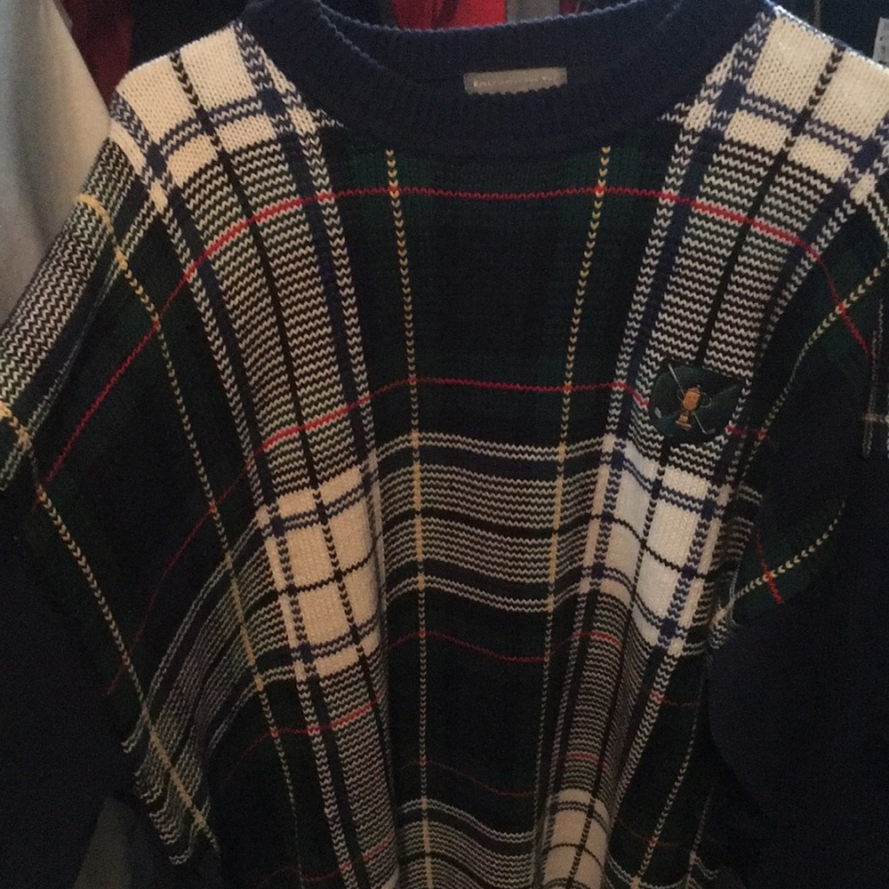 Great Condition Sweater